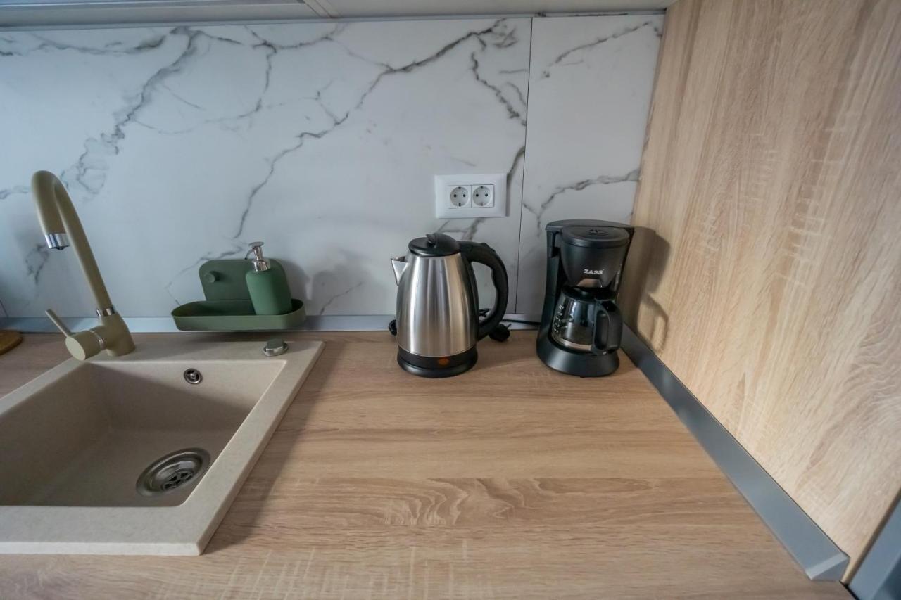 Your New And Modern Home ブカレスト エクステリア 写真