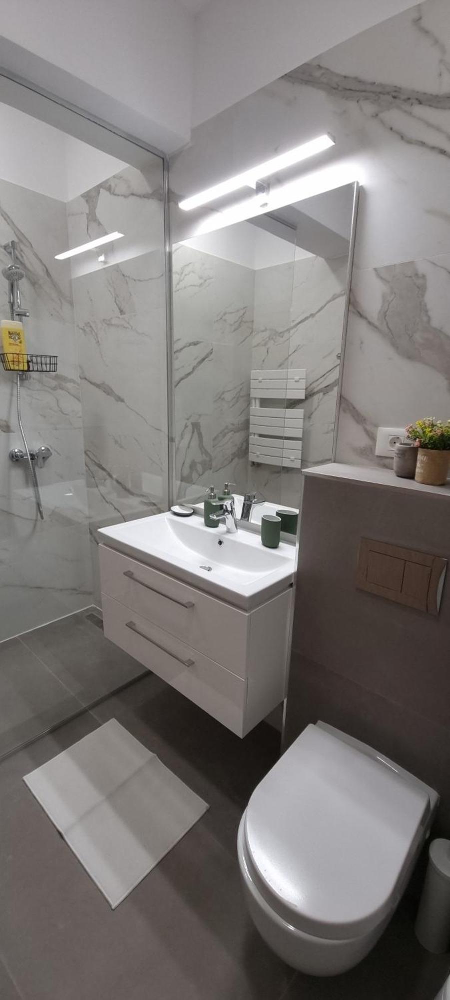 Your New And Modern Home ブカレスト エクステリア 写真
